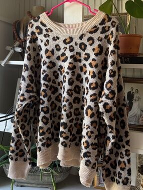 WOMENS KNOX ROSE LEOPARD DESIGN LONG SLEEVE SWEATER XL
